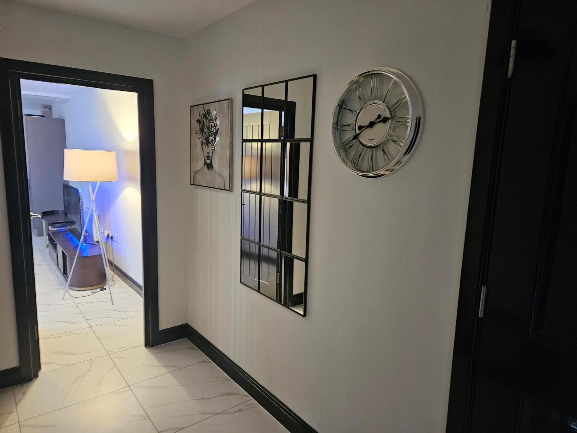Mna Superior Apartments Bradford  Pokój zdjęcie